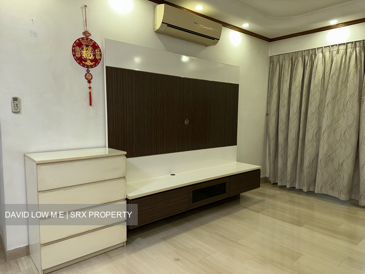 Woodgrove Condominium (D25), Condominium #488890101